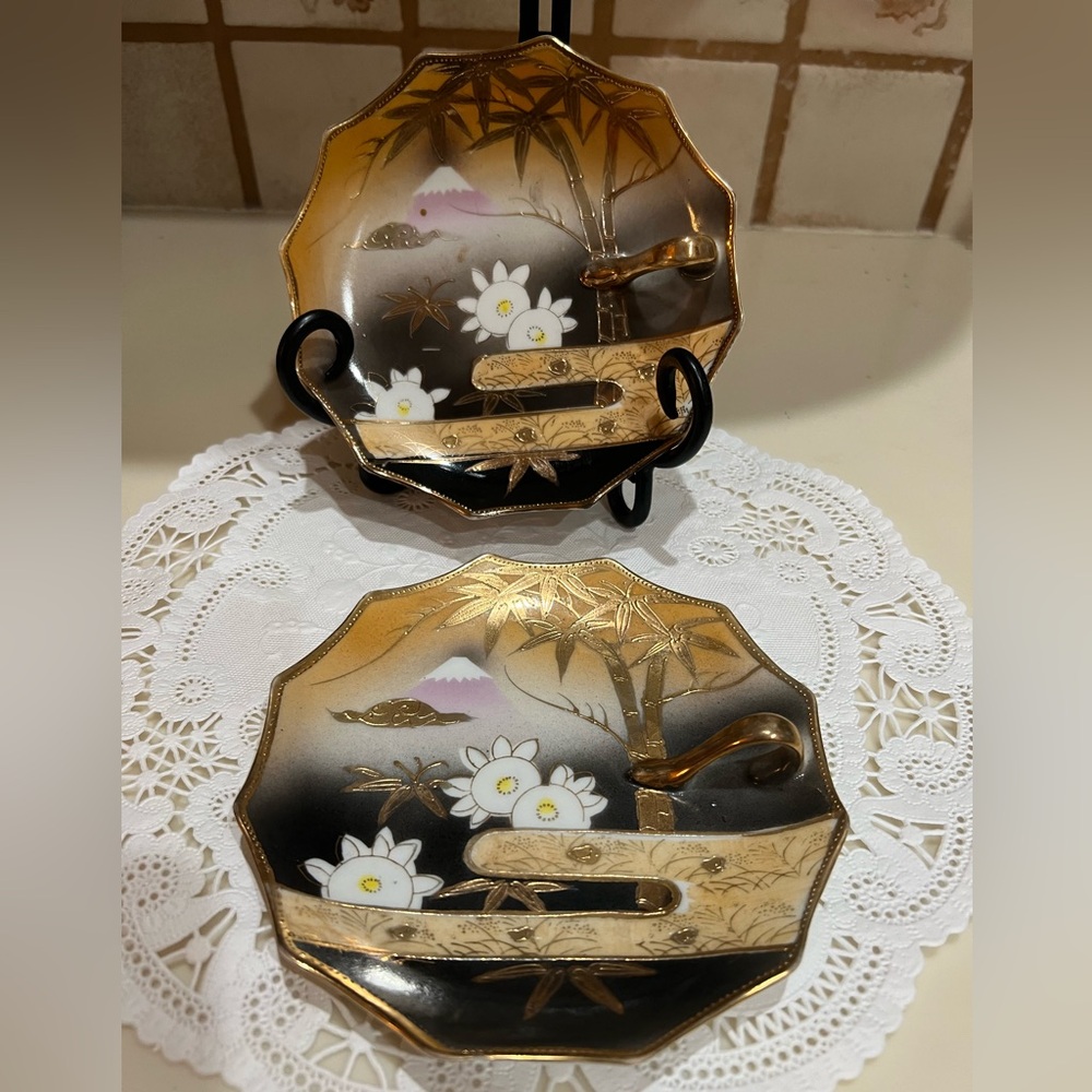 Japanese Set of 2 Vintage Trinket Dishes with Finger Hsndle